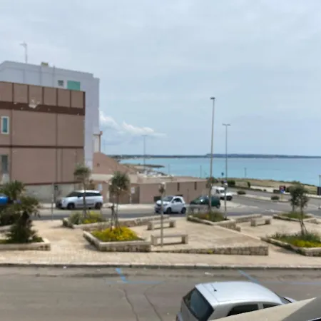 La Bella Sul Mare 8 Lido Apartment *
